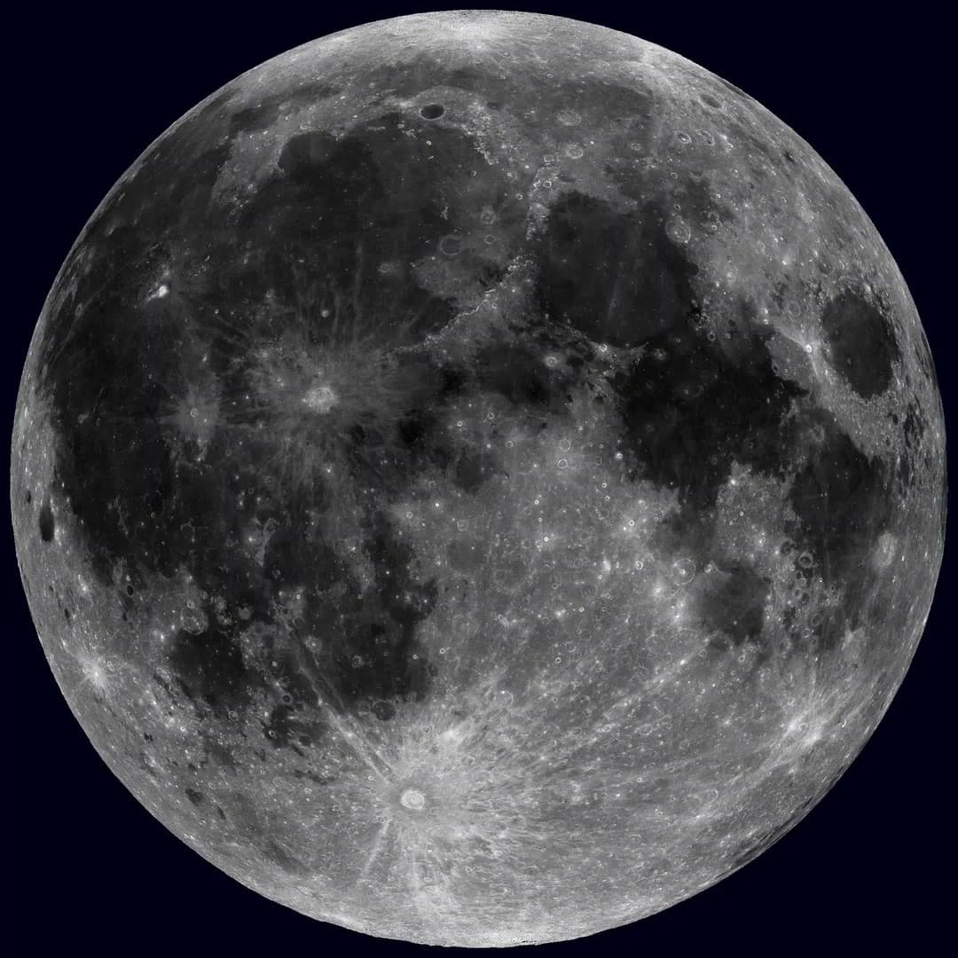Cover Image for القمر الدوّار