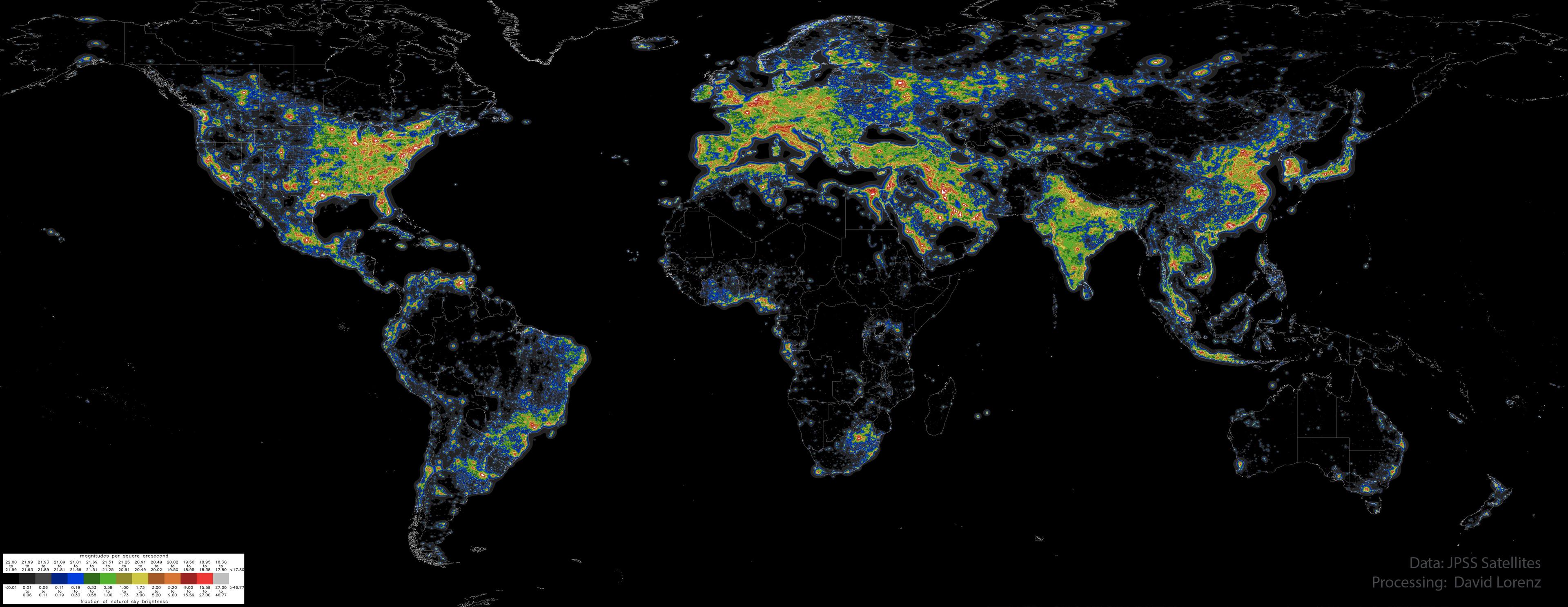 خريطةٌ مُسطّحة للأرض مُنارةٌ فقط وفقاً لدرجة سطوع سماء الليل.